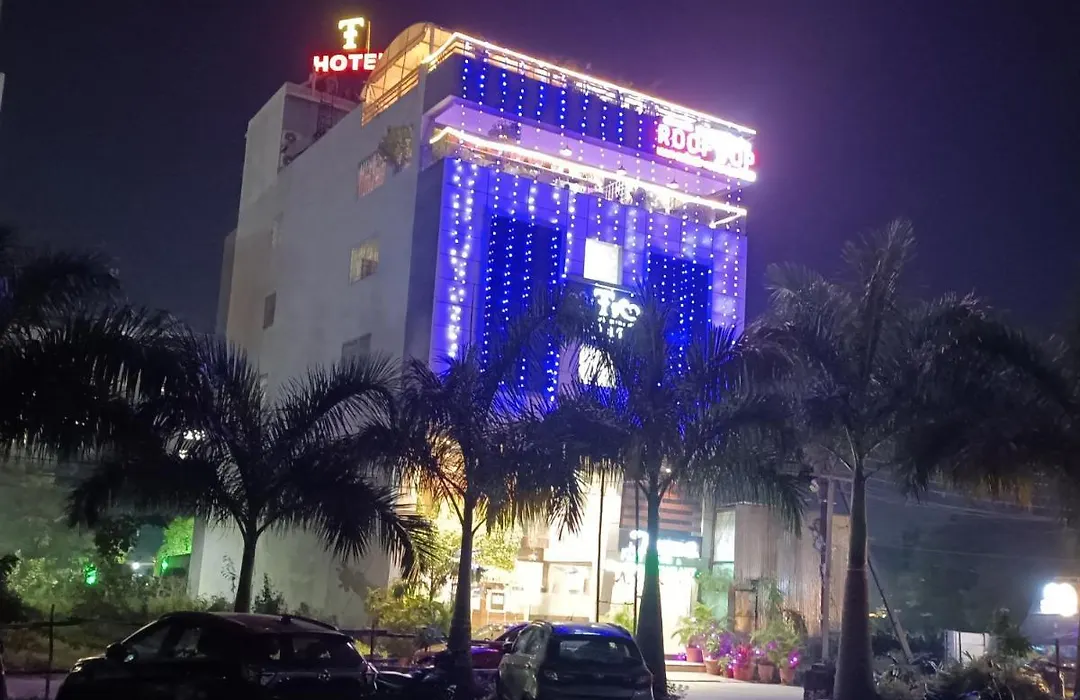 The Tripti Hotel & Banquets-1